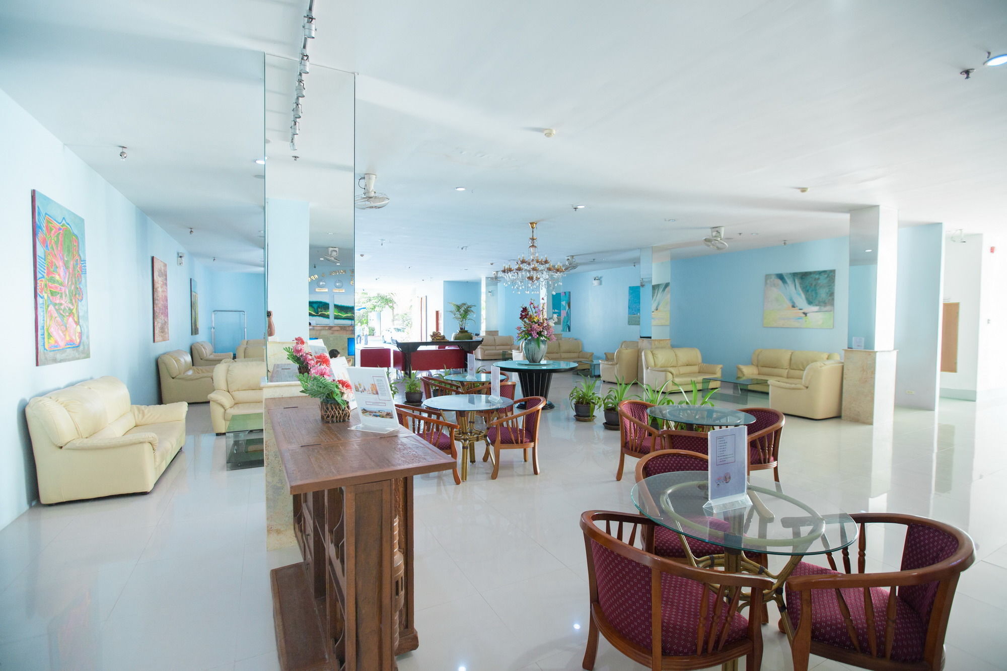 Chalong Beach Hotel Phuket Rawai Exterior photo