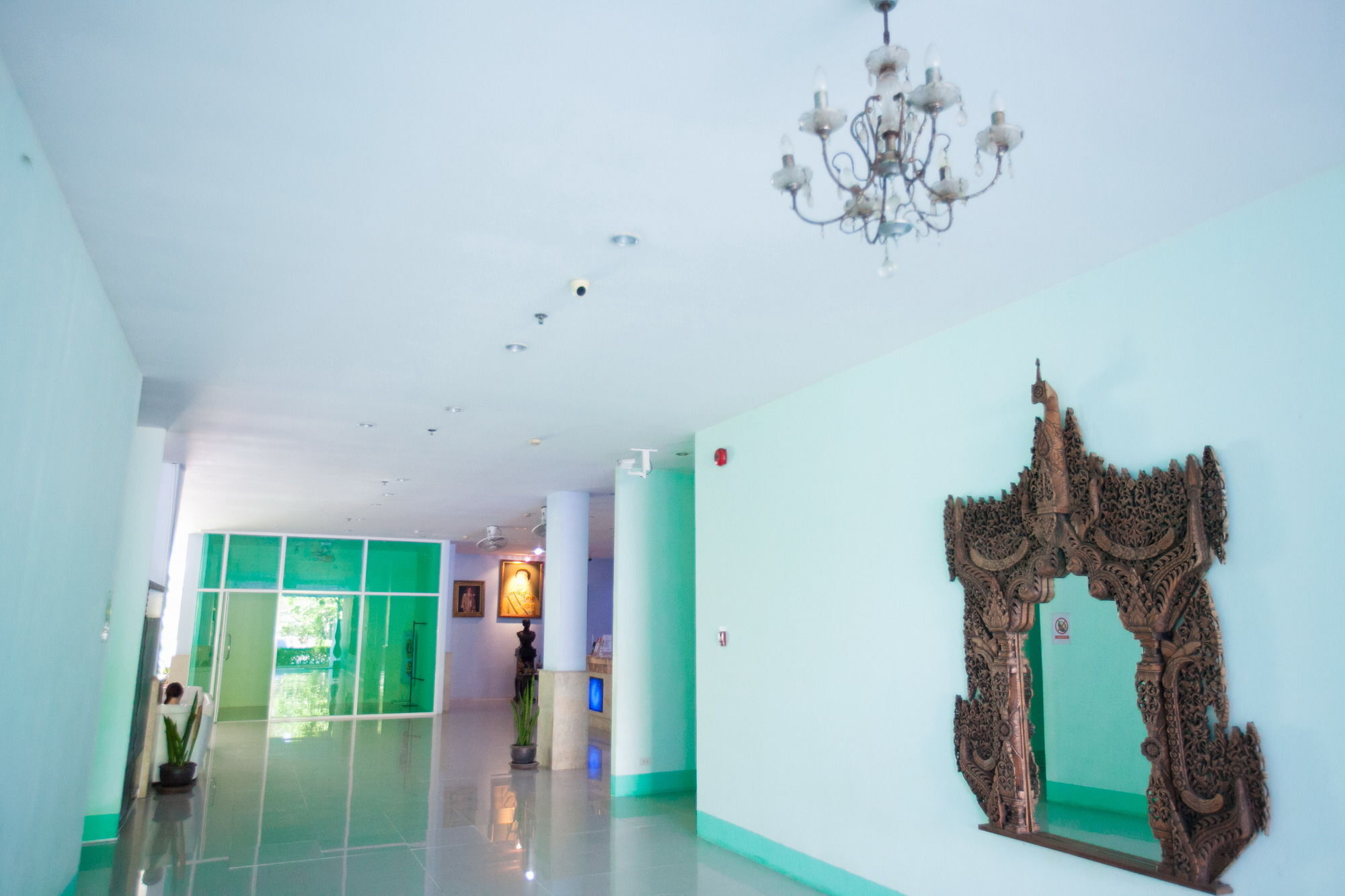 Chalong Beach Hotel Phuket Rawai Exterior photo