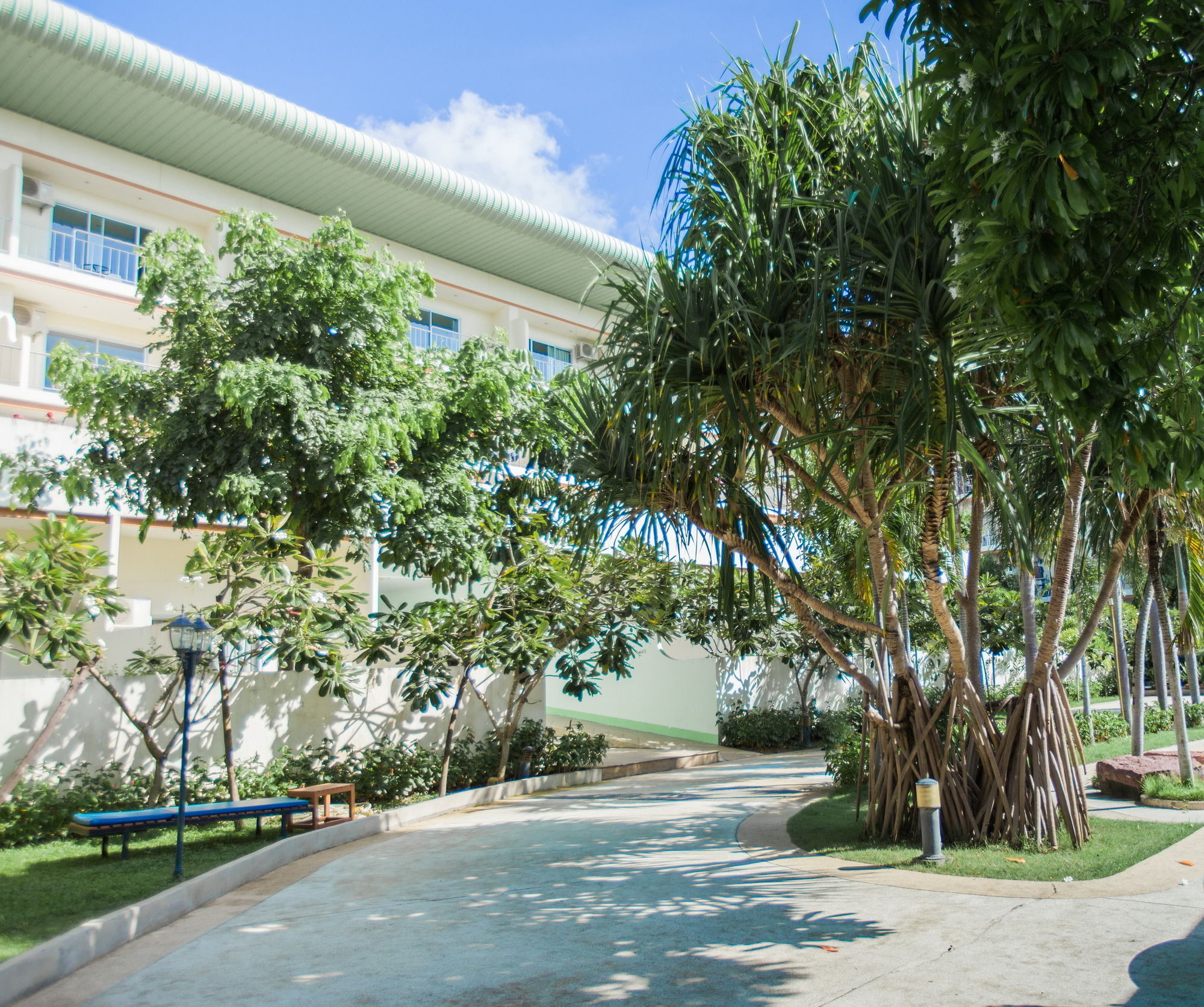 Chalong Beach Hotel Phuket Rawai Exterior photo